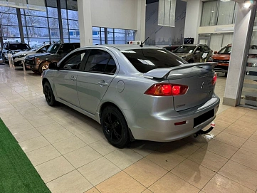 Mitsubishi Lancer, 2007г, передний привод, механика