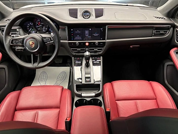 Porsche Macan, 2025г, полный привод, робот
