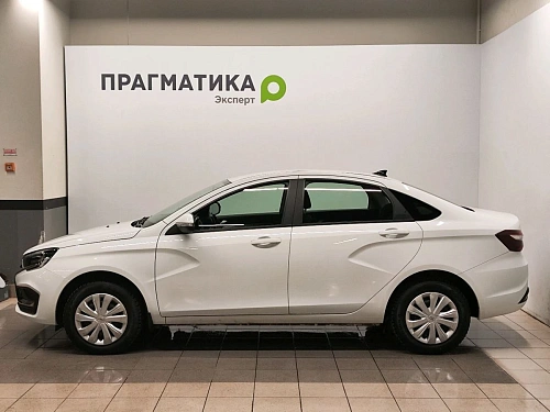 Lada (ВАЗ) Vesta, 2023г, передний привод, механика