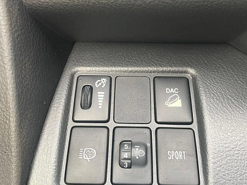 Toyota RAV4, 2012г, полный привод, вариатор