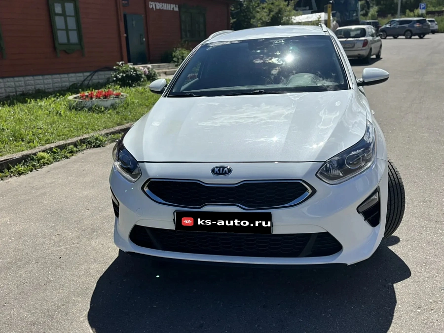 Kia Ceed, 2021г., передний привод, автомат
