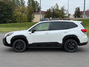 Subaru Forester, 2022г, полный привод, вариатор