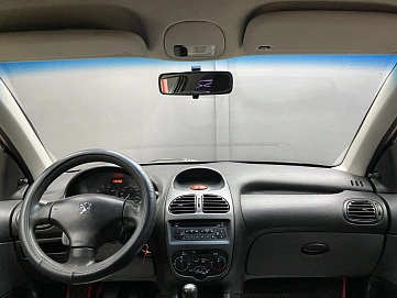 Peugeot 206, 2006г, передний привод, механика