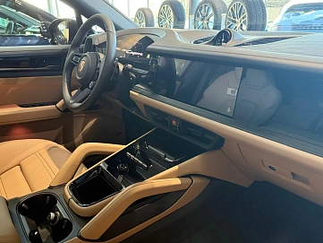 Porsche Cayenne, 2025г., полный привод, автомат