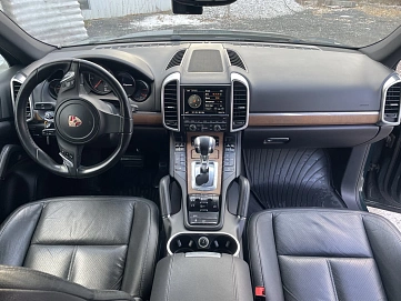 Porsche Cayenne, 2012г, полный привод, автомат
