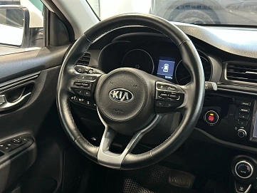 Kia , 2020г., передний привод, автомат