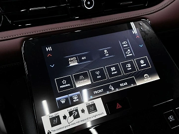 Infiniti QX80, 2025г, полный привод, автомат