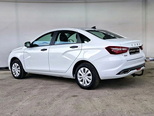 Lada (ВАЗ) Vesta, 2023г, передний привод, механика