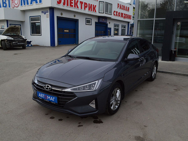 Hyundai Elantra, 2020г., передний привод, механика