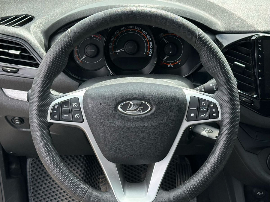 Lada (ВАЗ) Vesta, 2018г., передний привод, робот