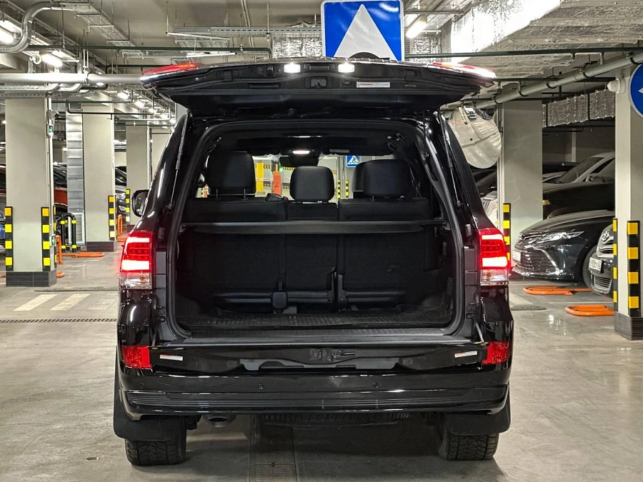 Toyota Land Cruiser, 2020г., полный привод, автомат