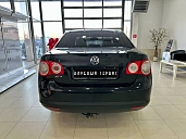 Volkswagen Jetta, 2010г., передний привод, механика