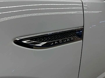 Jaguar E-Pace, 2018г, полный привод, автомат