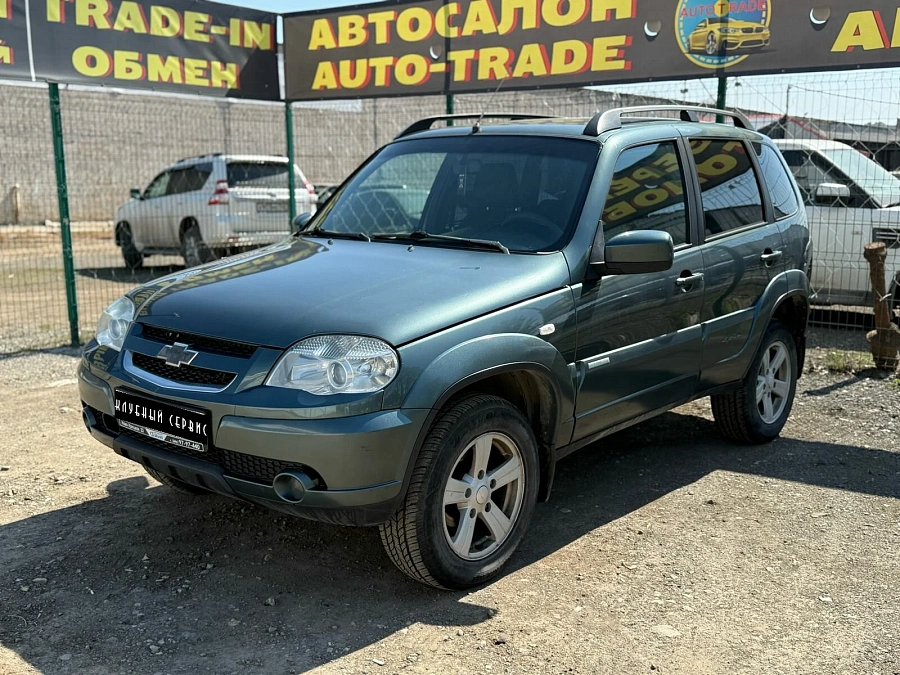 Chevrolet Niva, 2015г., полный привод, механика