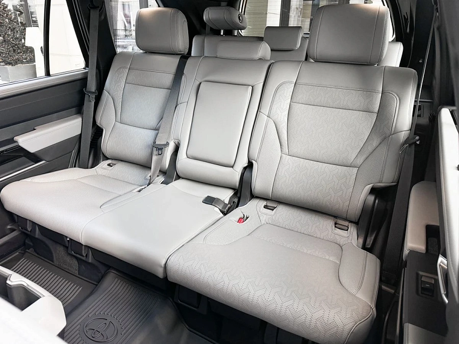 Toyota Sequoia, 2025г., полный привод, автомат