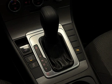 Volkswagen Passat, 2013г, передний привод, автомат