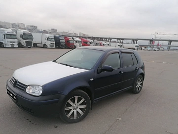 Volkswagen Golf, 2001г, передний привод, механика