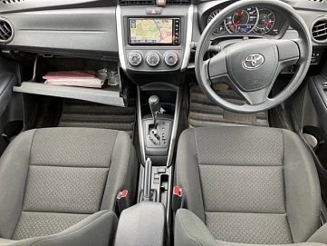 Toyota Corolla, 2022г, передний привод, вариатор