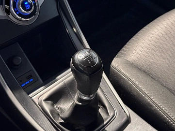 Hyundai Elantra, 2013г, передний привод, механика