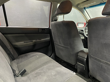 Mitsubishi Lancer, 2004г, передний привод, механика