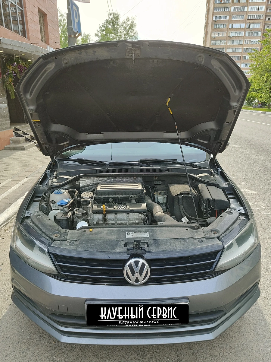 Volkswagen Jetta, 2015г., передний привод, автомат