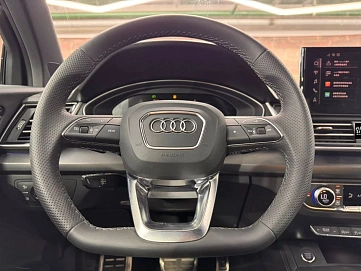 Audi , 2025г., полный привод, робот