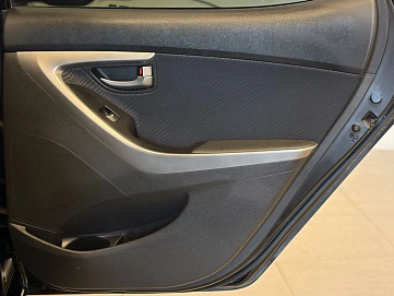 Hyundai Elantra, 2012г, передний привод, механика