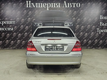 Mercedes-Benz E-Класс, 2004г, задний привод, автомат