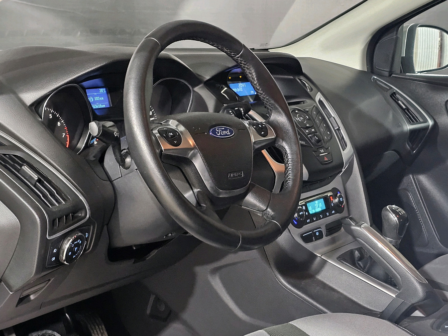 Ford Focus, 2011г., передний привод, механика