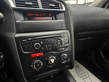 Citroen C4, 2012г., передний привод, автомат