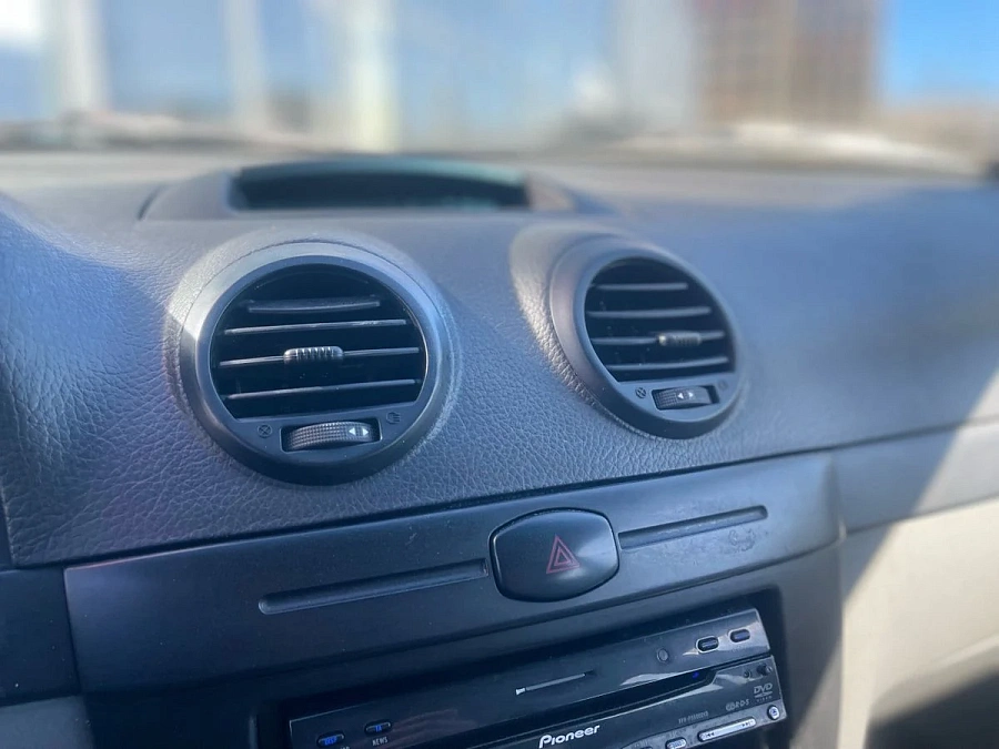 Chevrolet Lacetti, 2012г., передний привод, механика