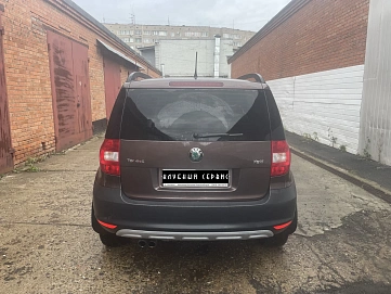 Skoda Yeti, 2013г, полный привод, робот