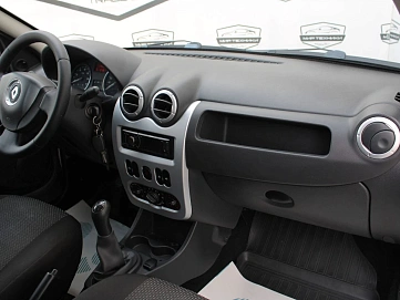 Renault Logan, 2014г, передний привод, механика