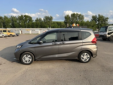 Honda Freed, 2021г, передний привод, вариатор