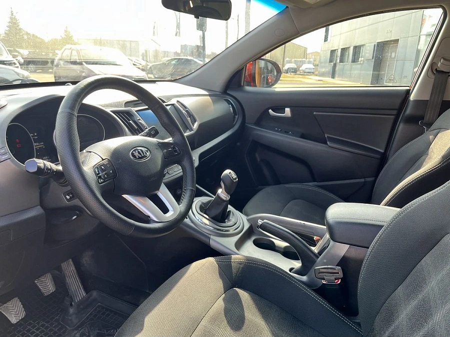 Kia Sportage, 2014г., передний привод, механика