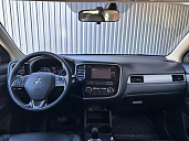 Mitsubishi Outlander, 2015г., полный привод, вариатор