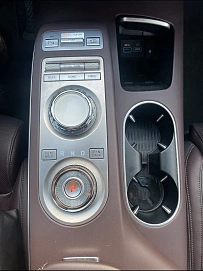 Genesis GV70, 2021г, полный привод, автомат
