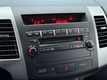 Peugeot 4007, 2011г, полный привод, вариатор