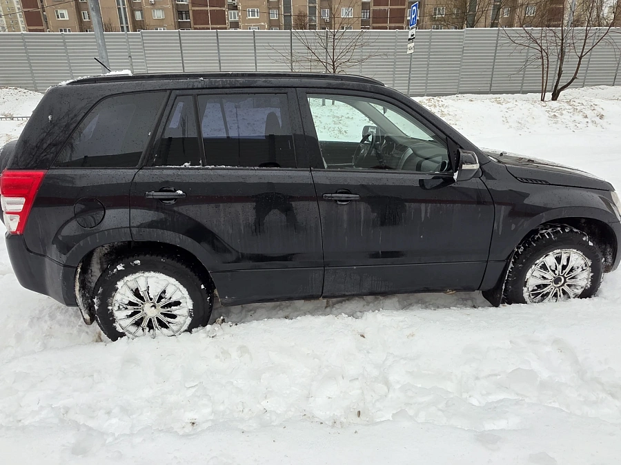 Suzuki Grand Vitara, 2011г., полный привод, автомат