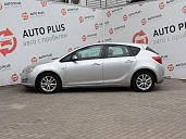 Opel Astra, 2011г., передний привод, механика