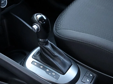 Kia Rio, 2015г, передний привод, автомат