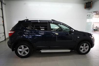 Nissan Qashqai, 2012г, передний привод, вариатор