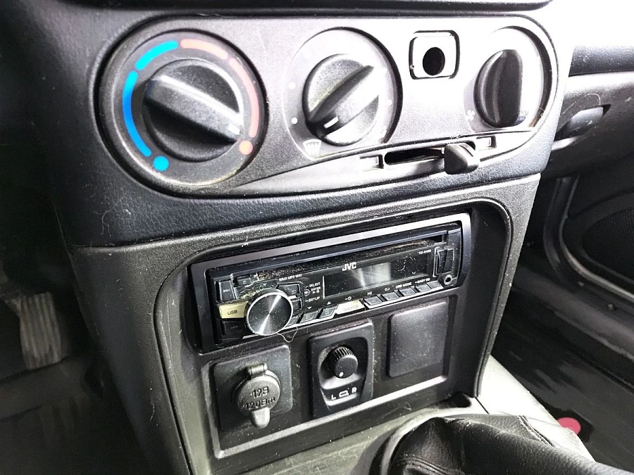 Chevrolet Niva, 2015г., полный привод, механика