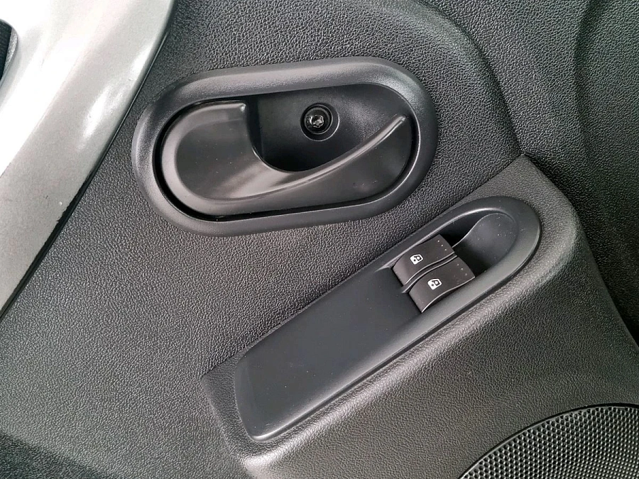 Renault Duster, 2012г., передний привод, механика