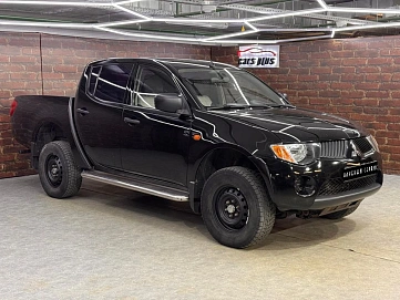 Mitsubishi L200, 2008г, полный привод, механика