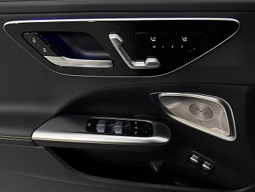 Mercedes-Benz , 2023г., полный привод, автомат