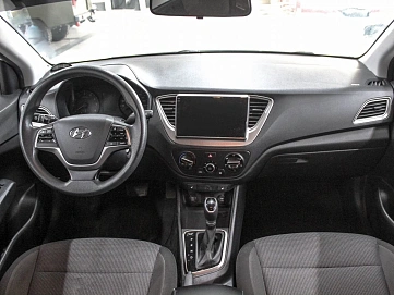 Hyundai Solaris, 2019г, передний привод, автомат