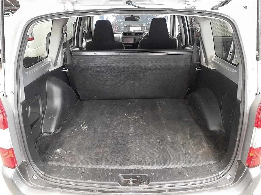 Toyota Probox, 2014г., передний привод, вариатор