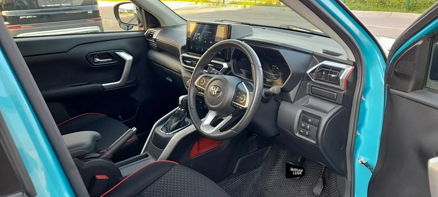 Toyota Raize, 2020г., передний привод, вариатор