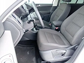 Volkswagen Tiguan, 2014г., передний привод, робот